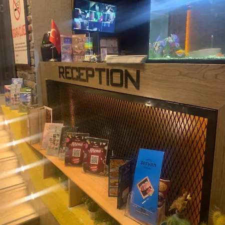 Nova Park Hotel-bomonti 酒店