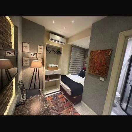 Nova Park Hotel-bomonti 酒店 3*