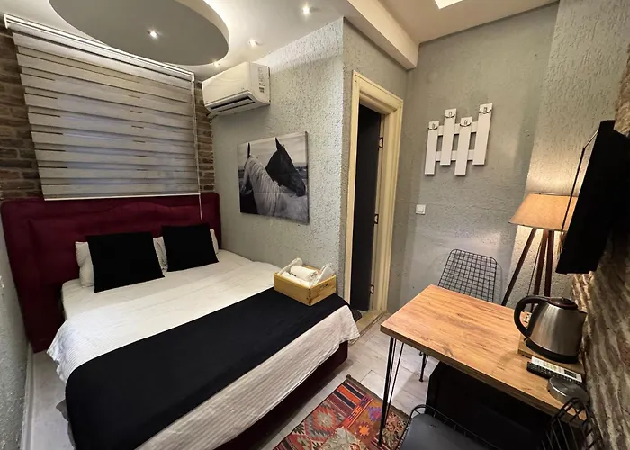 Nova Park Hotel-bomonti 3*