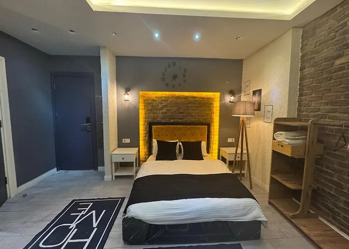 Nova Park Hotel-bomonti 3*