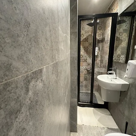 Nova Park Hotel-bomonti 3* Istanboel