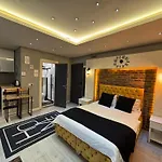Nova Park Hotel-bomonti فندق